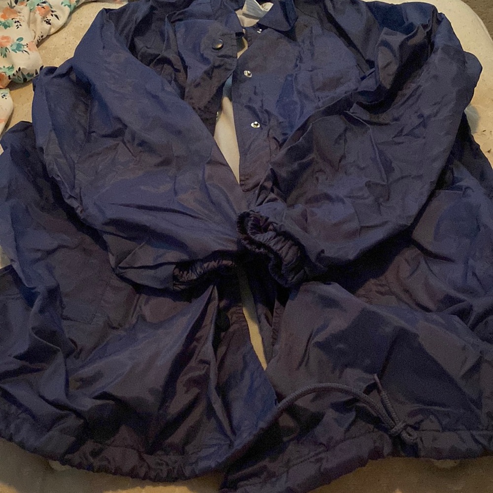 Only Necessities Windbreaker Size L